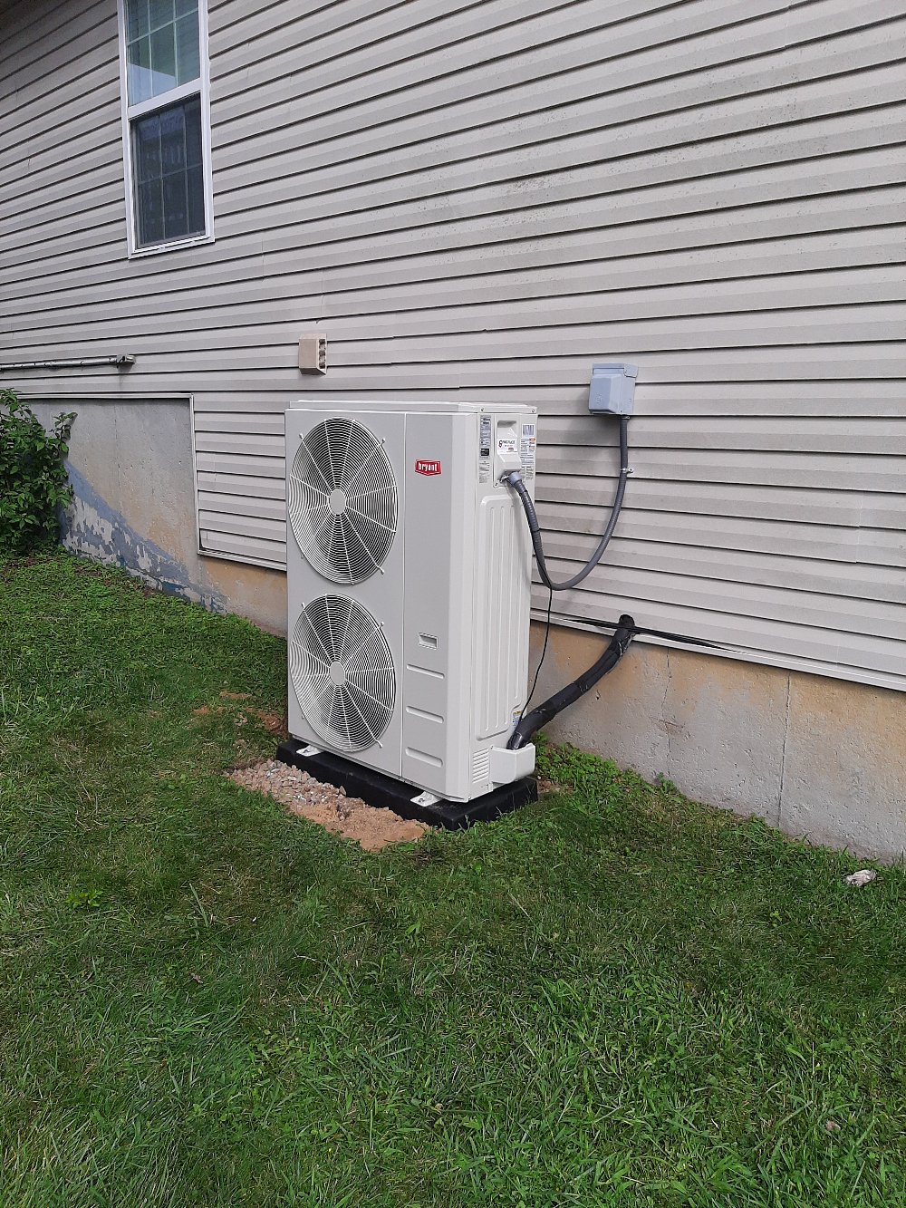 18-Seer Hybrid Heat Pump And Air Handler In Hidden Hills, Madison Co, KY
