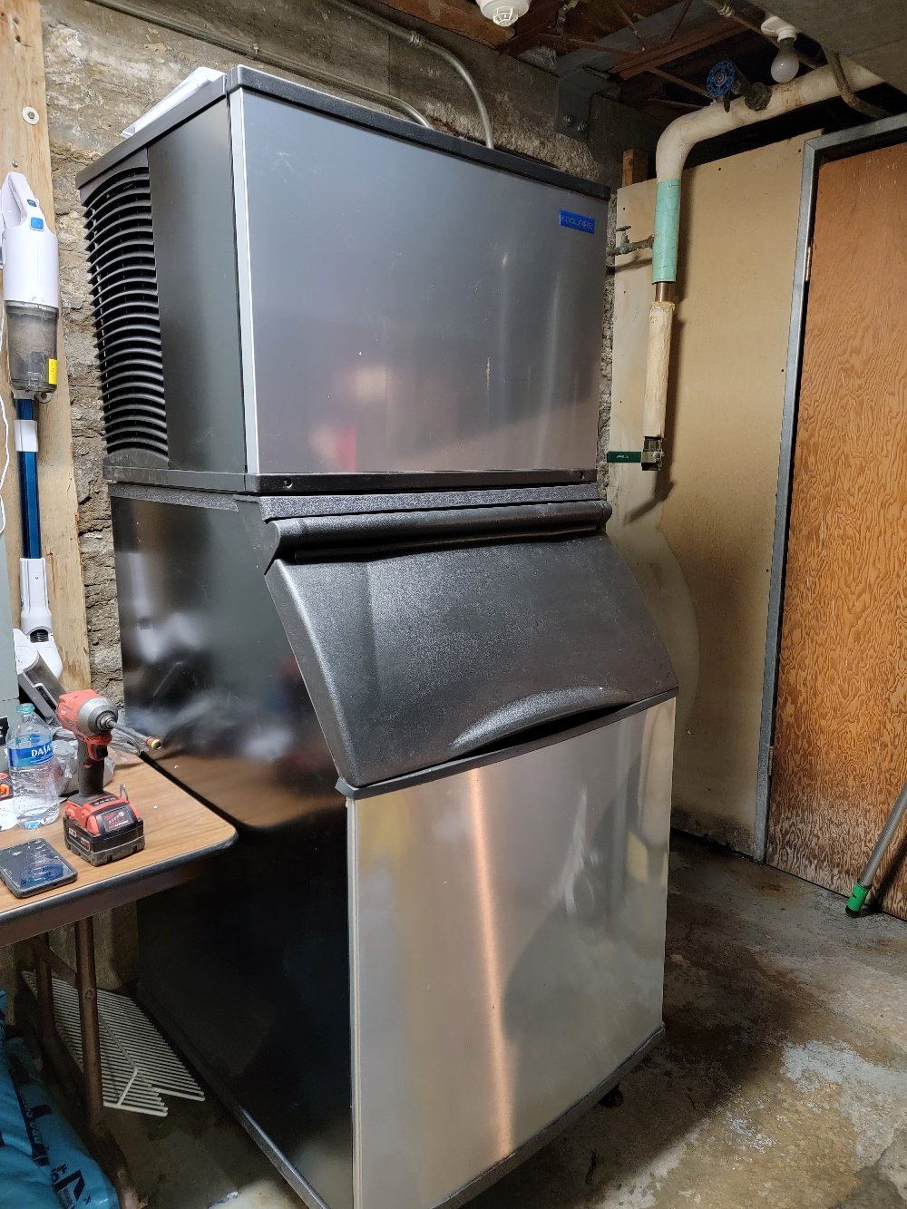 Rusty Ice Maker Gone! Shiny New Koolaire Ice Machine and Water Filtration System Installation in Lexington, KY