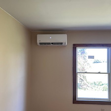 Red-House-Farm-House-Ductless-Mini-Split-Delivers-Beautiful-Farmland-i-Madison-County-KY 0